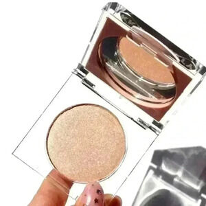 kkw beauty HIGHLIGHTER